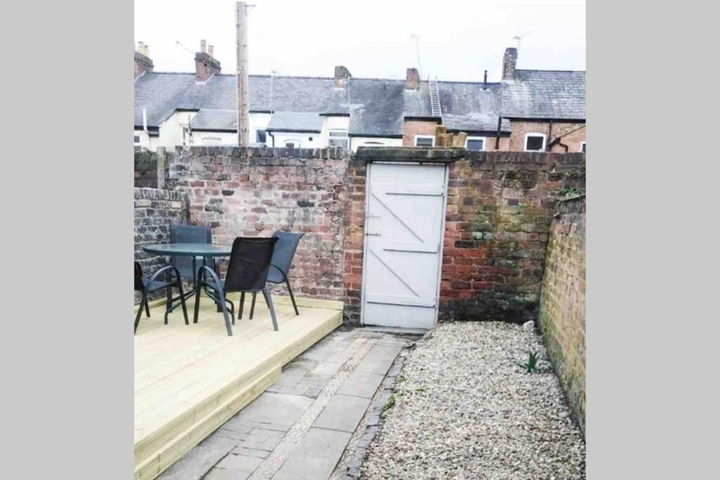 The Terrace Chester, Modern 3 Bed House Esterno foto